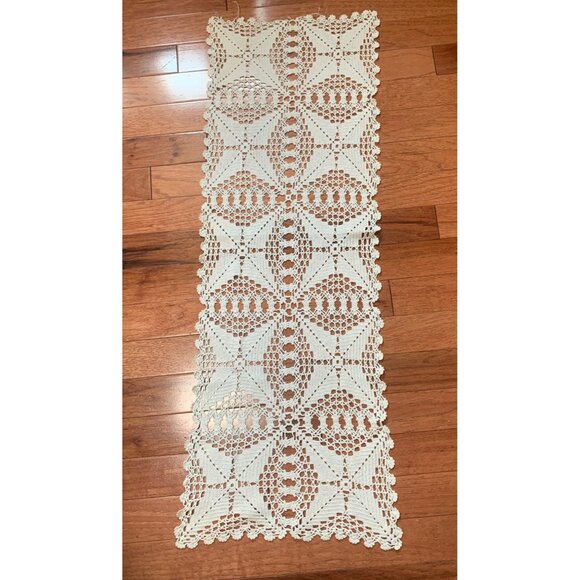 Handmade Crochet Lace Table Runner Approx. 33" x 11" Rectangular Delicate Ivory - Picture 1 of 8
